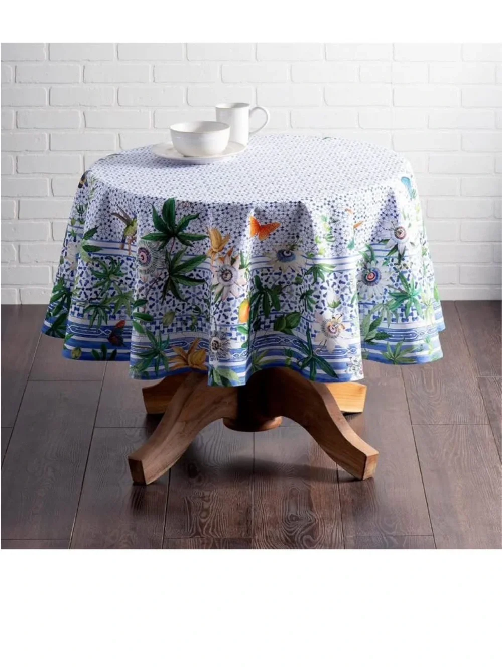 Maison d' Hermine Table Cloth Round Table 100% Cotton 69 Round Inches Tablecloth